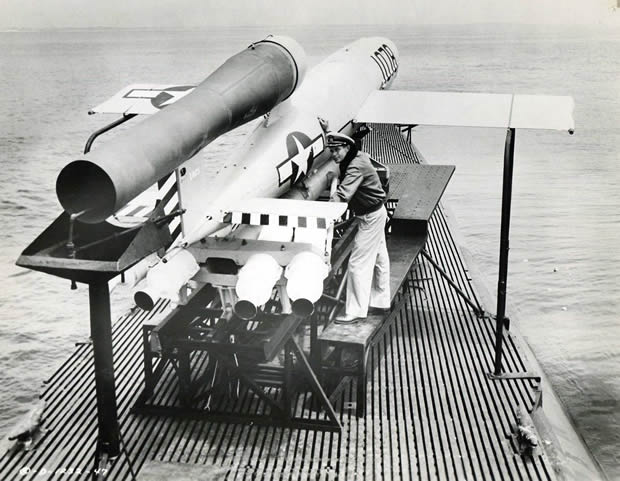 The flying missile