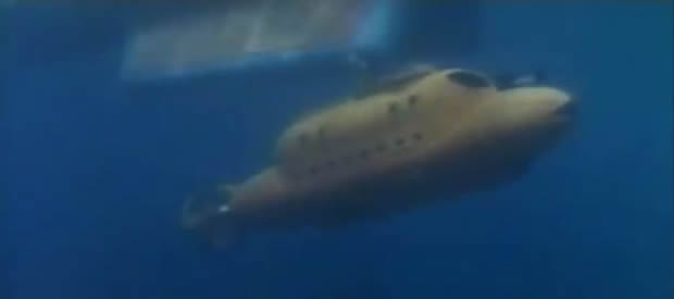 Around the world under the sea